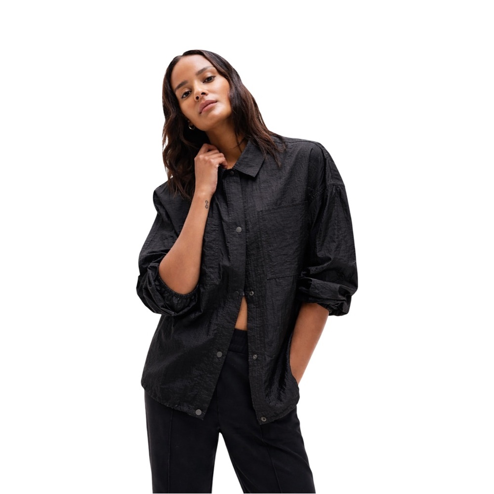 Athleta Lunar Sheen Shirt Jacket Black Size‎ Small Snap Front